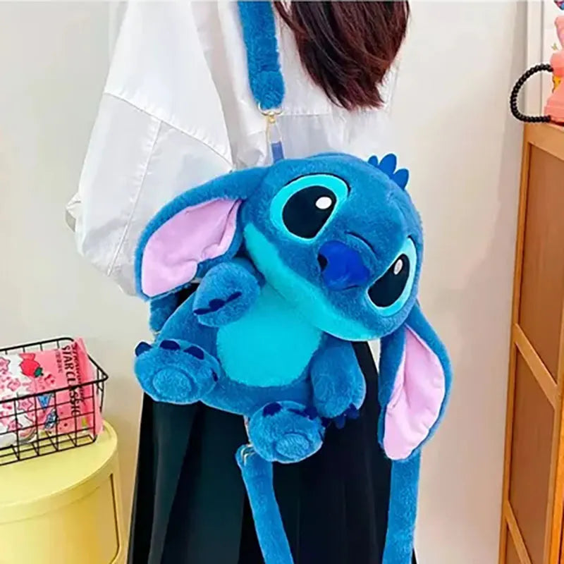 Mochila Peluche Stitch 3D – Lleva estilo, ternura y personalidad a todas partes 💙🎒